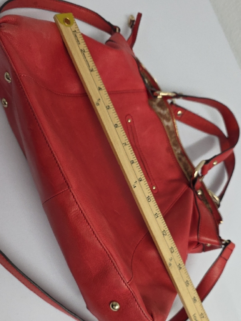 B. Makowsky Red Genuine Leather Shoulder Bag Gold Hardware Crossbody Purse - Picture 7 of 16